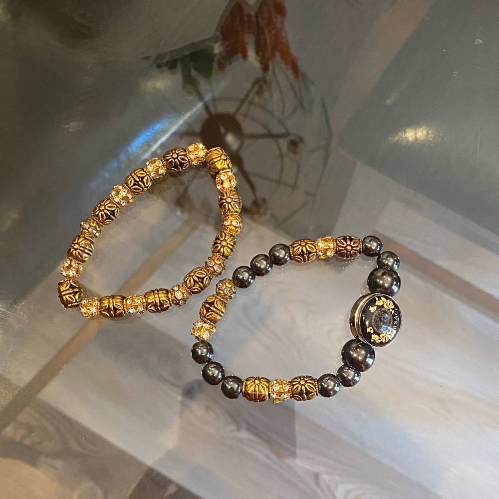 COPY - Bracelets - Picture 2 of 2
